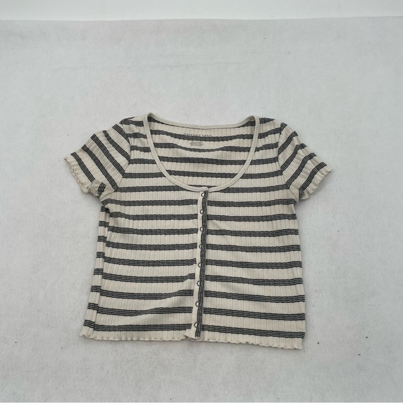 AMERICAN EAGLE Women’s Cropped Short sleeved Striped T-shirt Button up V-neck XS - Picture 1 of 5